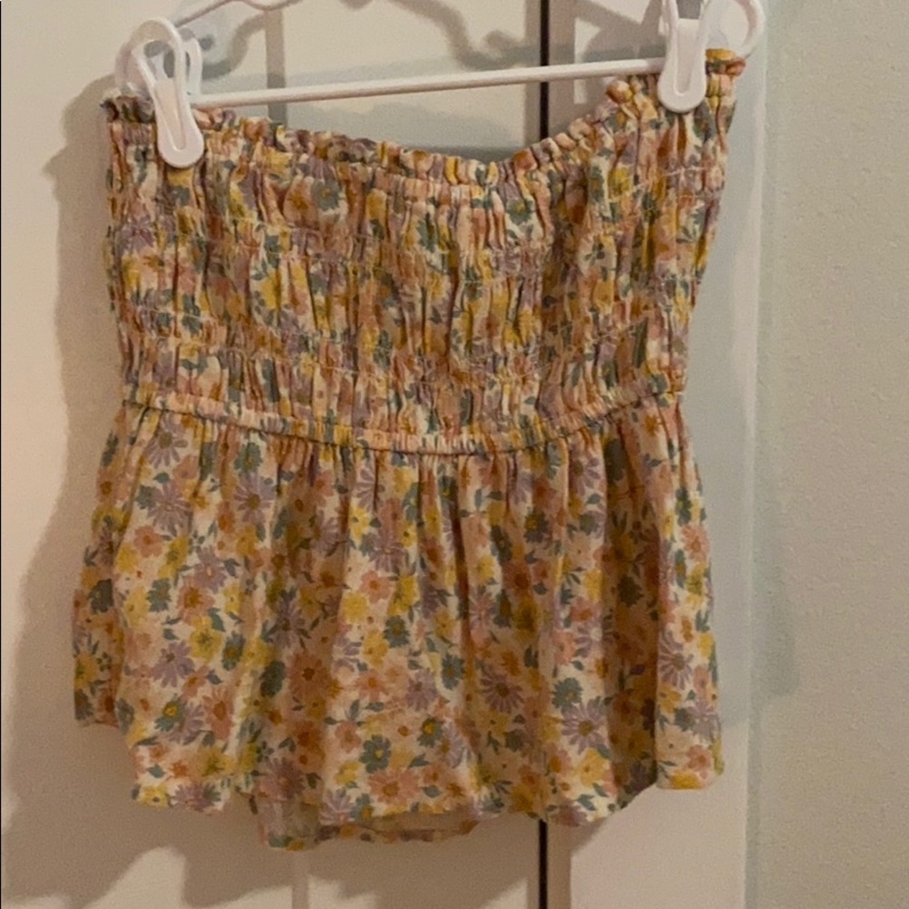 cute flowered tank top! never worn!